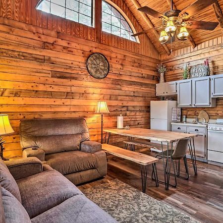 Broken Bow Log Cabin With Fire Pit, Pond, And Deck! Eksteriør billede