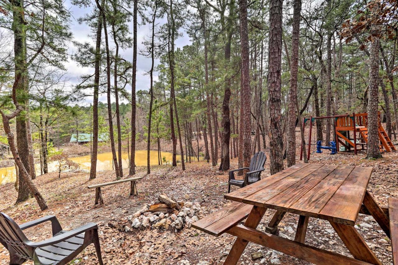 Broken Bow Log Cabin With Fire Pit, Pond, And Deck! Eksteriør billede
