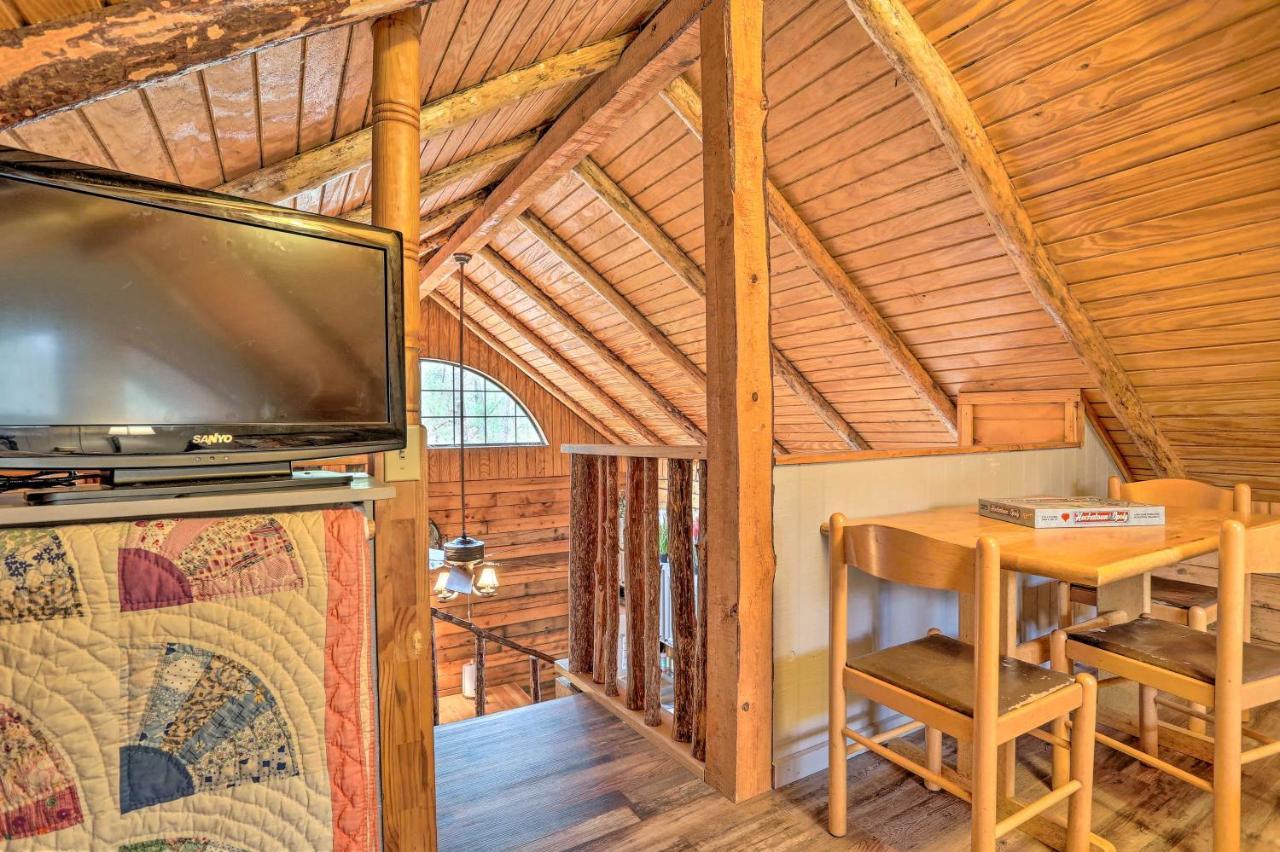 Broken Bow Log Cabin With Fire Pit, Pond, And Deck! Eksteriør billede